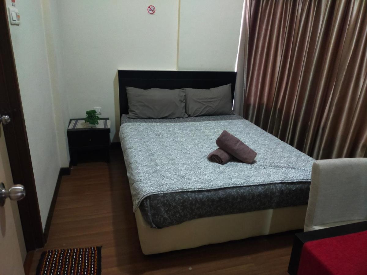 B Lagoon Muslim Apartment Malacca エクステリア 写真